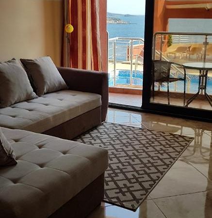 Apartment Sea Space 2 Dobra Voda Exterior foto