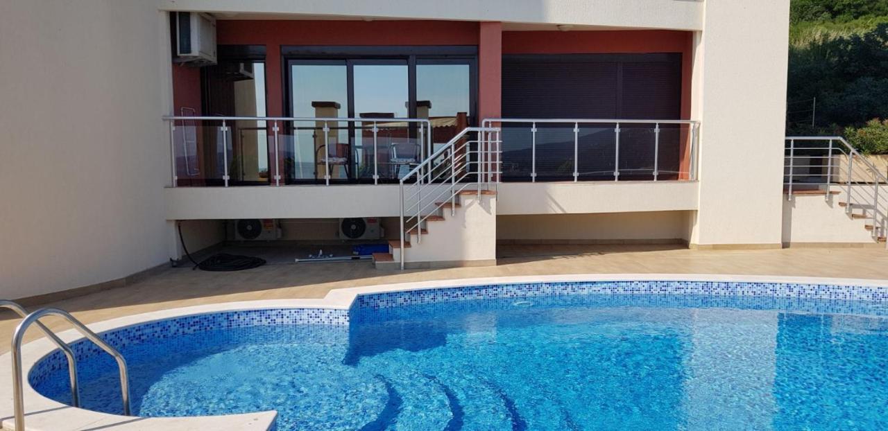 Apartment Sea Space 2 Dobra Voda Exterior foto