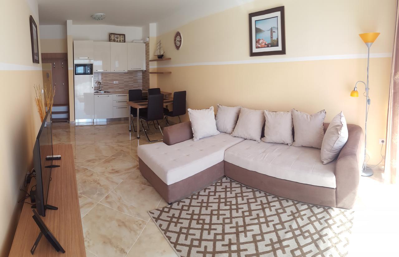 Apartment Sea Space 2 Dobra Voda Exterior foto